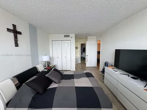 1200 Saint Charles Place Pembroke Pines FL 33026