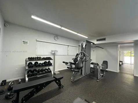 605 Ives Dairy Road Miami FL 33179