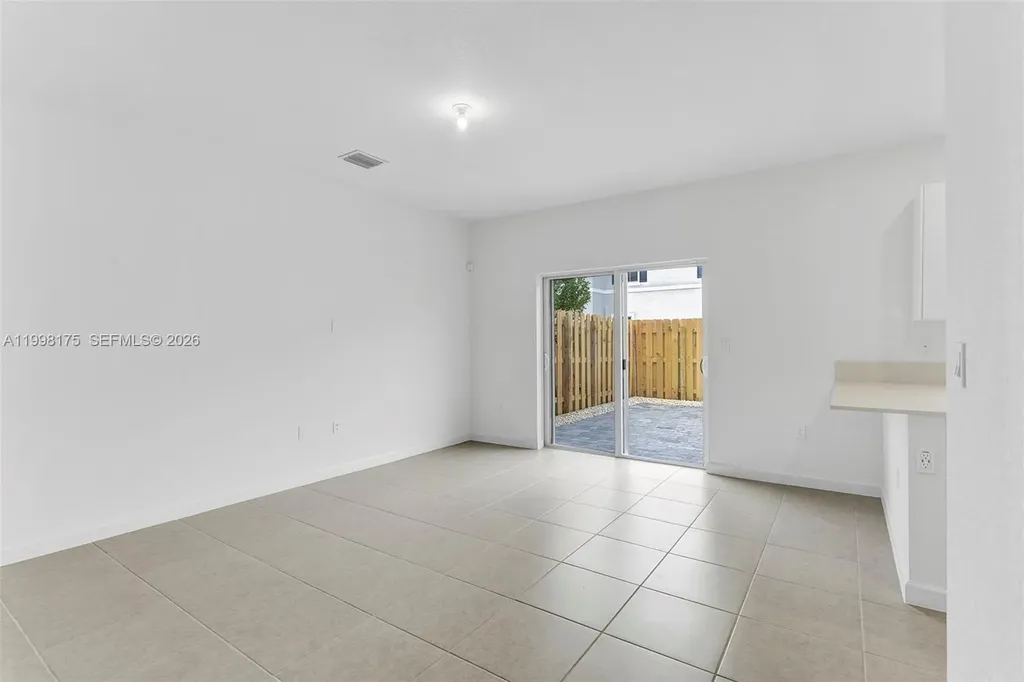 11925 NW 46th Street Coral Springs FL 33076