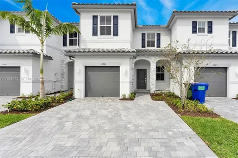11925 NW 46th Street Coral Springs FL 33076