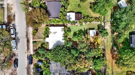 105 NW 7th Avenue Homestead FL 33030