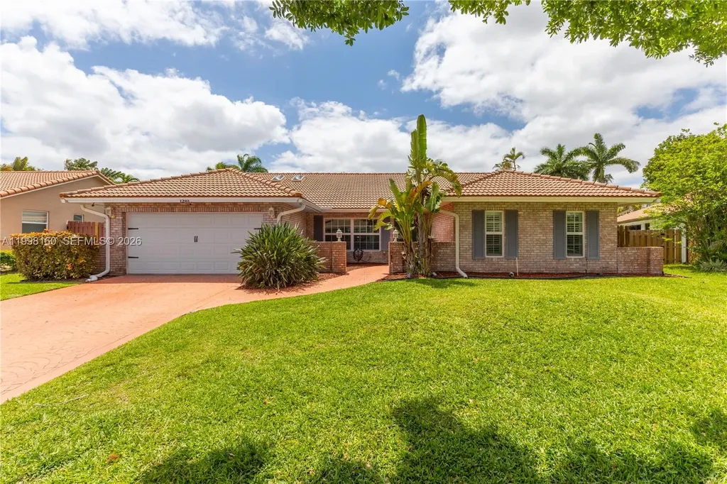 1261 NW 95th Avenue Plantation FL 33322