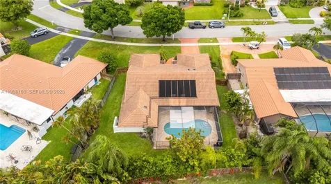 1261 NW 95th Avenue Plantation FL 33322