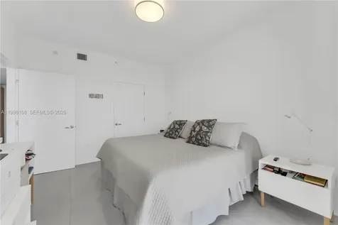 16385 Biscayne Boulevard North Miami Beach FL 33160