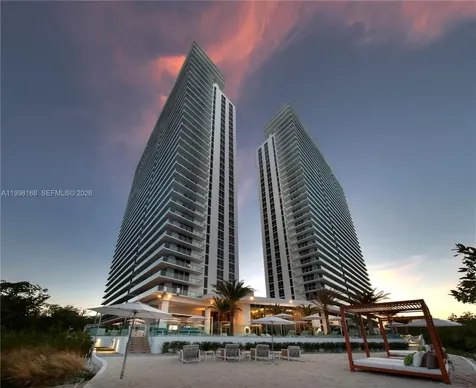 16385 Biscayne Boulevard North Miami Beach FL 33160