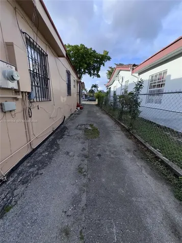 2416 SW 12th Street Miami FL 33135