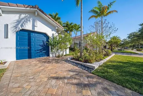 8055 NW 117th Way Parkland FL 33076