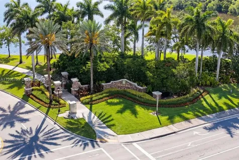 8055 NW 117th Way Parkland FL 33076
