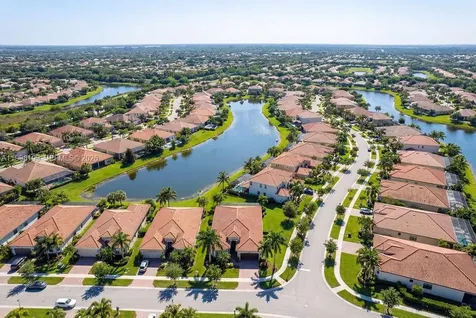 8055 NW 117th Way Parkland FL 33076