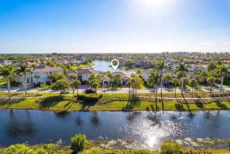 8055 NW 117th Way Parkland FL 33076