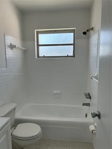 2225 Polk Street Hollywood FL 33020