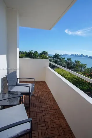 7904 West Drive North Bay Village FL 33141