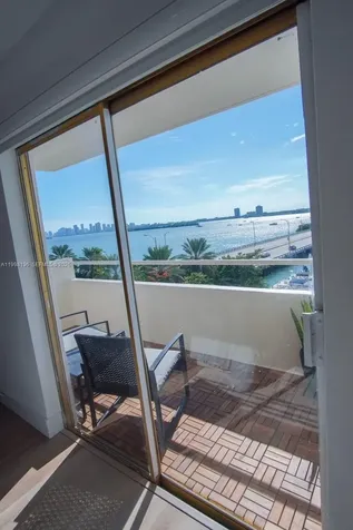 7904 West Drive North Bay Village FL 33141