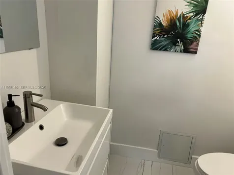 6545 Indian Creek Drive Miami Beach FL 33141