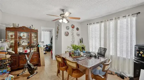 10420 NW 35th Place Miami FL 33147