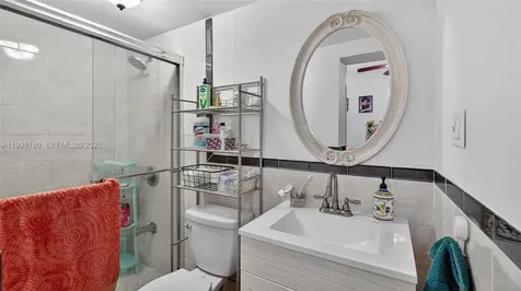 10420 NW 35th Place Miami FL 33147