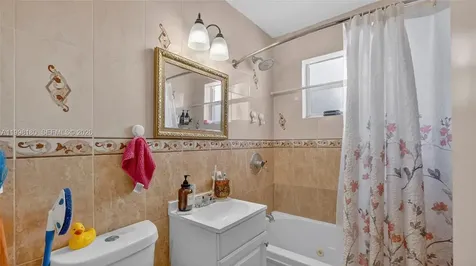 10420 NW 35th Place Miami FL 33147