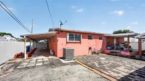 10420 NW 35th Place Miami FL 33147