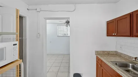 10420 NW 35th Place Miami FL 33147