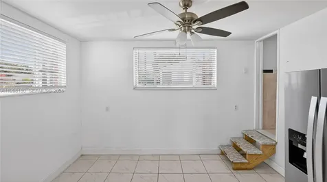 10420 NW 35th Place Miami FL 33147