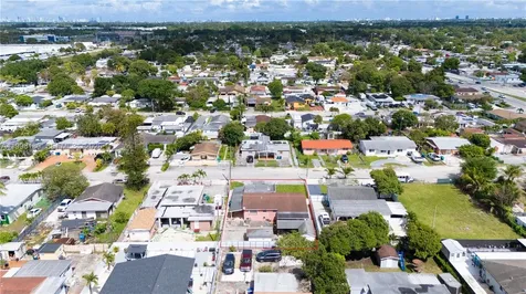10420 NW 35th Place Miami FL 33147
