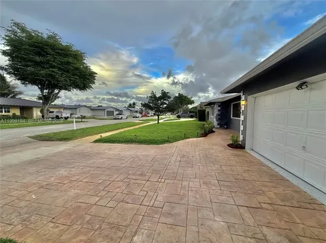8404 SW 26th Street Davie FL 33324