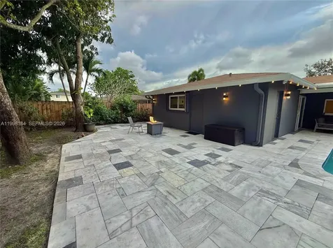 8404 SW 26th Street Davie FL 33324