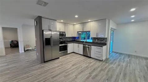 8404 SW 26th Street Davie FL 33324