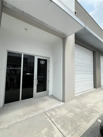 10890 NW 17th Street Sweetwater FL 33172