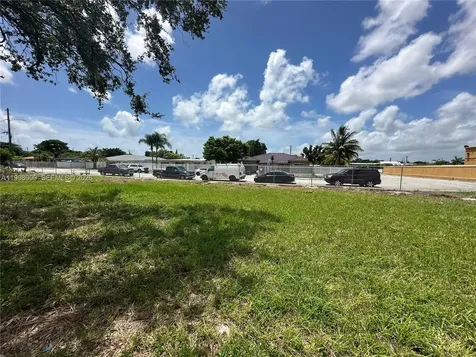 11888 SW 220th Street Miami FL 33170