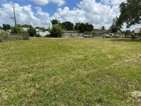 11888 SW 220th Street Miami FL 33170