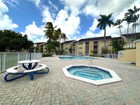 15295 SW 106th Lane Miami FL 33196