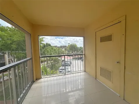 15295 SW 106th Lane Miami FL 33196