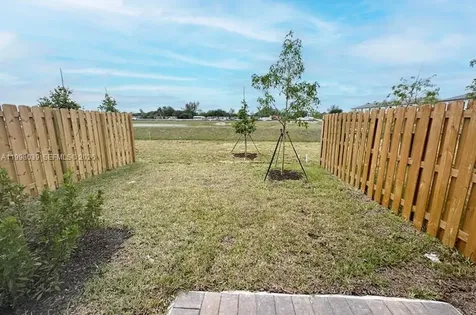 12432 NW 23rd Court Miami FL 33167