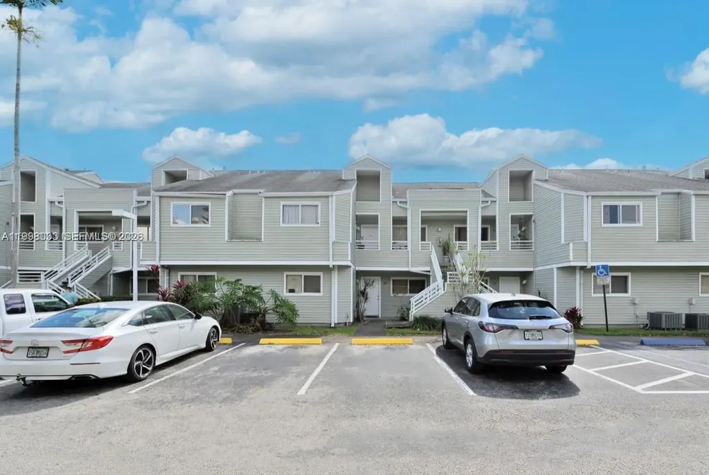 3453 NW 44th Street Oakland Park FL 33309