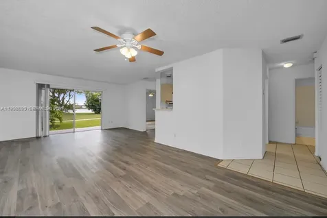 3453 NW 44th Street Oakland Park FL 33309