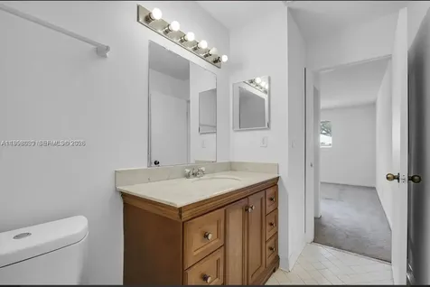 3453 NW 44th Street Oakland Park FL 33309