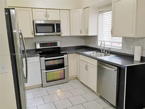 4842 Beacon Street Orlando FL 32808