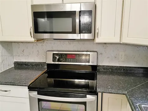 4842 Beacon Street Orlando FL 32808