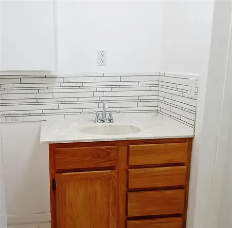 4842 Beacon Street Orlando FL 32808