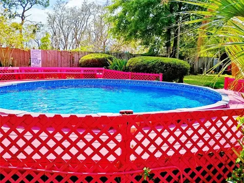 4842 Beacon Street Orlando FL 32808