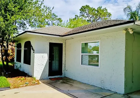 4842 Beacon Street Orlando FL 32808