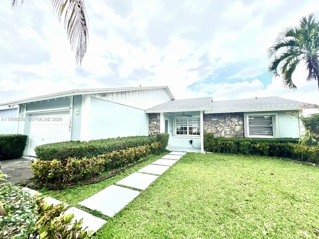 1361 N Fieldlark Lane Homestead FL 33035
