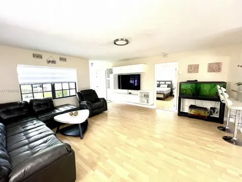 1361 N Fieldlark Lane Homestead FL 33035