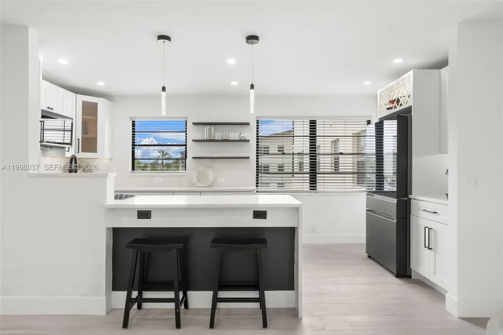 319 Preston H Boca Raton FL 33434