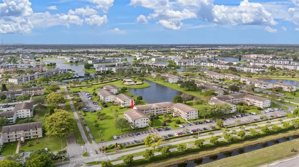 319 Preston H Boca Raton FL 33434