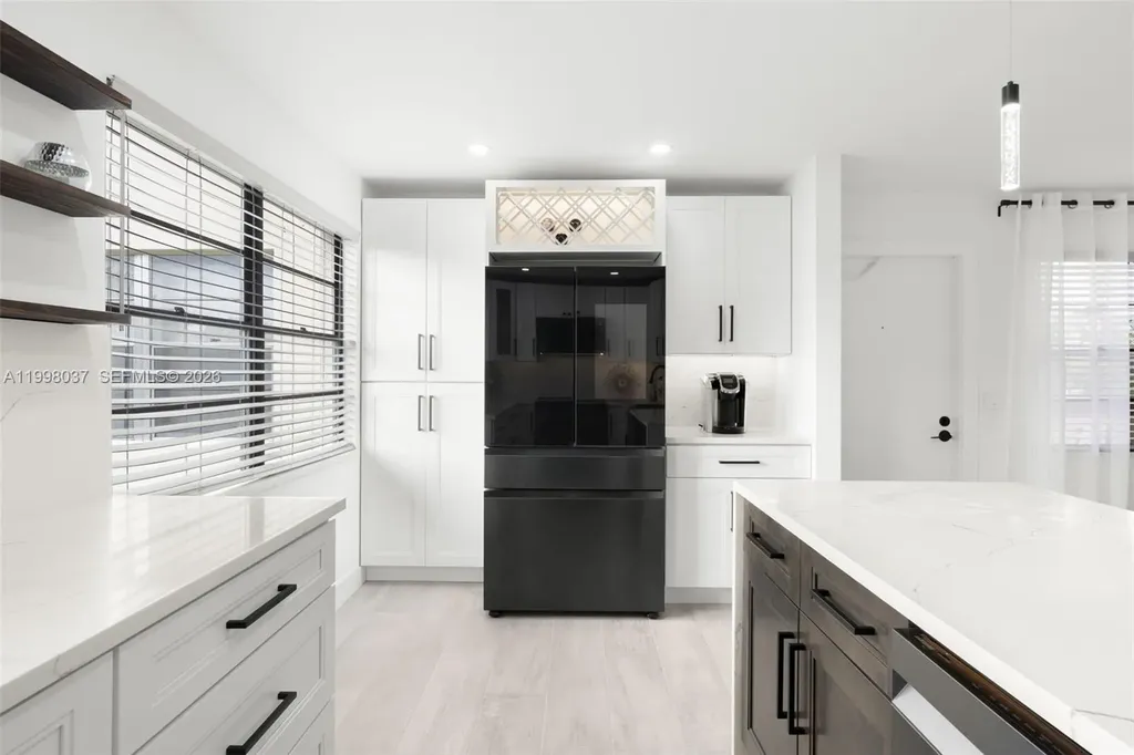 319 Preston H Boca Raton FL 33434