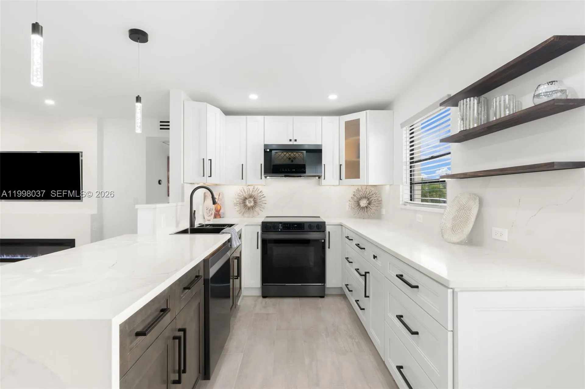 319 Preston H Boca Raton FL 33434