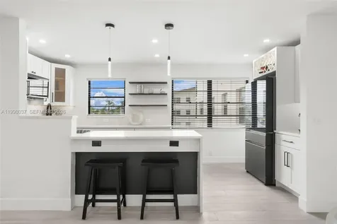 319 Preston H Boca Raton FL 33434