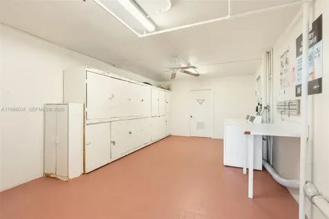 319 Preston H Boca Raton FL 33434